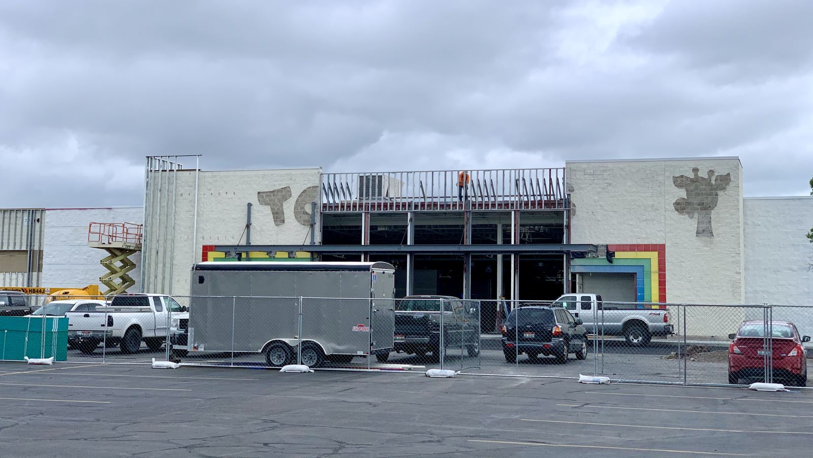 Old Toys R Us Building